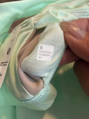 Lululemon Envital Bra B/C Mint Moment Size 6 NWT thumbnail 4