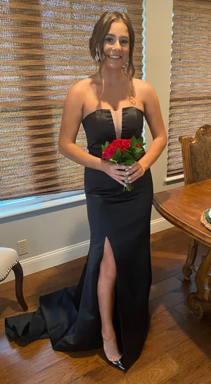 Stunning Custom Black v chest cutout prom dress thumbnail 2
