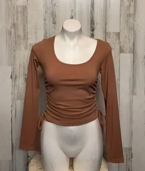 Brown Long Sleeve Ruched Side Top – Size M Size M thumbnail 1