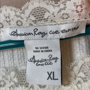 FINAL MARKDOWN American rag Elegant Cream Lace Trim Top xl thumbnail 3