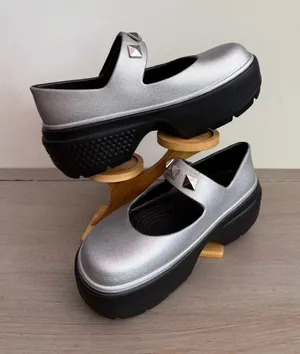 New Crocs Stomp Metallic Mary Jane 210437-040 Silver Black Platforms Size 9 thumbnail 1