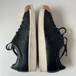 Adidas Superstar Y2K Womens 7.5 Shoes Sneakers Festival Glam Streetwear Black thumbnail 5