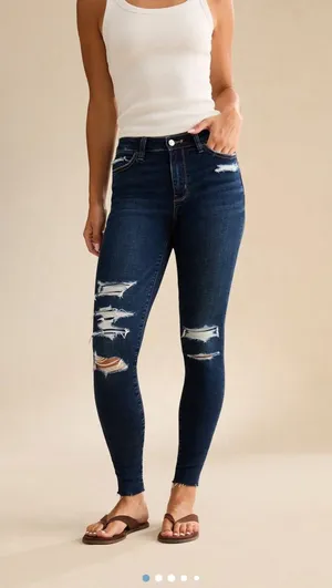 American Eagle Jeans thumbnail 1