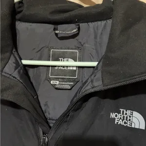 North face jacket thumbnail 2