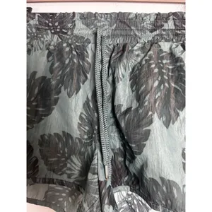 Aerie Women Green Black Tropical Monstera‎ Leaf Nylon Running Shorts Medium thumbnail 2