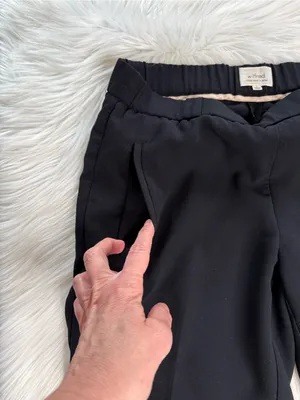 Wilfred Aritzia Black Darontal Crepe Cropped Trousers thumbnail 5