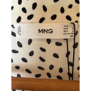 MNG Mango Jumpsuit Women Medium Cream Black Dot NWOT Wide Leg Pocket Preppy thumbnail 11