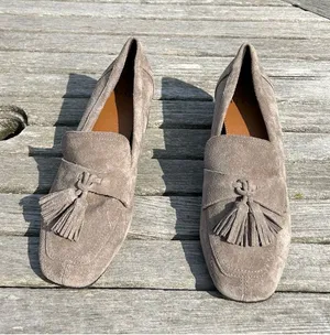 Donald Pliner Kressida Loafer Pump‎ in grey size 6 thumbnail 1