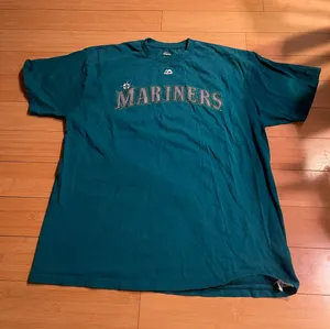 Mariners T thumbnail 1