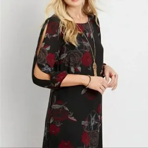 Maurices Floral Print Shift Dress Cold Shoulder size XS thumbnail 2