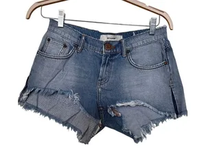 One Teaspoon Sz 26 Marlons Low Waist Boyfriend Cut Off Faded Denim Jean Shorts thumbnail 1