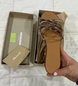 Strappy NWT Sandals 6.5 thumbnail 1