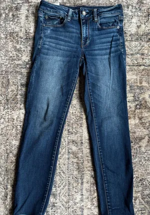 American Eagle skinny jeans thumbnail 1