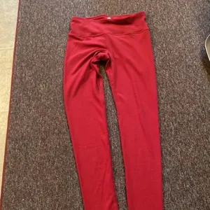 ‎Yogalicious red leggings small thumbnail 4