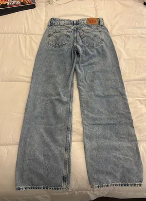 Levi’s Super Low Loose Jeans thumbnail 3