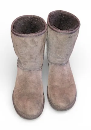 Ugg brown classic shirt boots with genuine sheepskin lining size 6 thumbnail 1