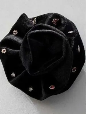 Free People Rosette Stud Pack NWT Black thumbnail 1