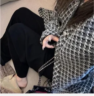 Tweed Coat Size M thumbnail 7