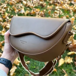 Unisex Brown Saddle Bag / camera bag with Wide Strap crossbody thumbnail 12