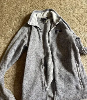 Light purple Patagonia zip thumbnail 1