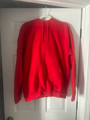 Red Comfort Hoodie Size M thumbnail 2