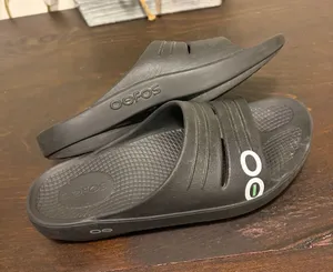 OOFOS Black Slide Sandals with White and Green Logo Accent M6 W8 thumbnail 1