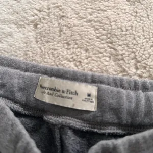abercrombie and fitch fleece sweatpants thumbnail 5