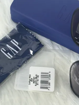 Gap Sunglasses men’s  thumbnail 3