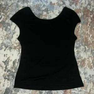 Backless Black Top thumbnail 1
