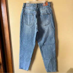 Zara Light Blue High-Rise Mom Jeans thumbnail 4