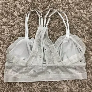 Aerie floral lace strappy bralette with ruffled edges thumbnail 7