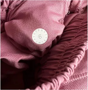 Lululemon Hotty Hot Short Long 4" Figue thumbnail 3