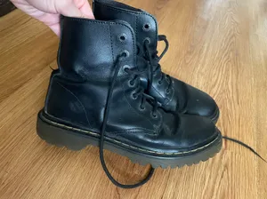 Dr. Martens thumbnail 3
