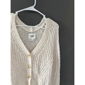 Abercrombie &‎ Fitch Womens XS Cream Chunky Knit Cropped V-Neck Cardigan Sweater thumbnail 2