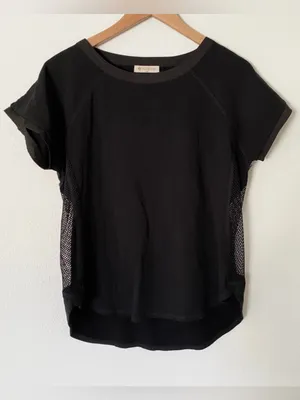 Hologram Black Mesh Side Athletic Top Short Sleeves Women's Size Large thumbnail 1