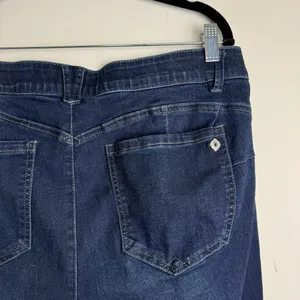 Democracy Ab Solution Womens Plus Skinny Jeans Sz 16 Dark Wash Stretch Denim thumbnail 9