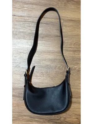 Black Pebbled Faux Leather Shoulder Bag Hobo Purse Gold Hardware Zip Top thumbnail 2