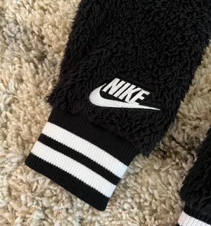 Nike NWT  Sportswear Sherpa Windrunner Jacket thumbnail 9