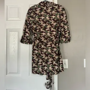 Zara camo dress thumbnail 2