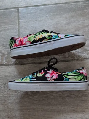 Vans Authentic Hawaiian Print Sneakers W9/M 7.5| Vans Authentic Shoes thumbnail 9