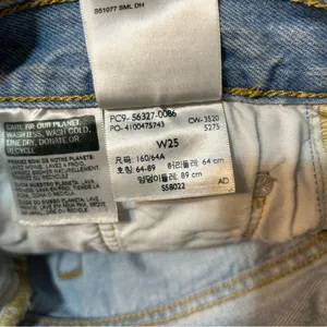 Levi's 501 Original Denim High Rise Shorts Light Wash Size 25 thumbnail 6