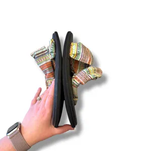 Sanuk Yoga Sling 2 Sandals Women's Size‎ 9 Black Multicolor Stretch Comfort thumbnail 3