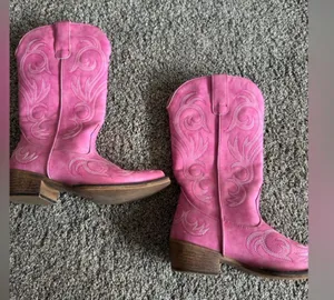 Women’s pink roper cowboy boots size 6 worn once like new thumbnail 3