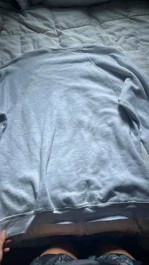 Sweatshirt  thumbnail 4