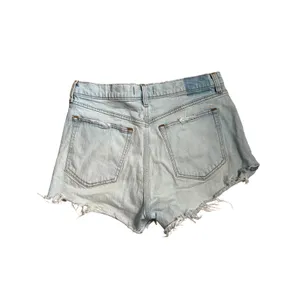 Abercrombie & Fitch High‎ Rise Mom Shorts Light Wash Distressed Denim 29 8 thumbnail 4