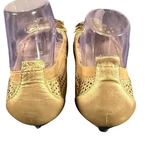 Staccato Gold Perforated Studded Ballet kitten heel Women‎ Size 39 thumbnail 7