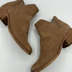 Dolce Vita Leather Ankle Booties Sz‎ 8 A21 Tan thumbnail 1