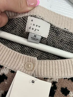 A New Day Leopard Print Cardigan Cropped Chic Minimalist Neutral Classic Sweater M thumbnail 5