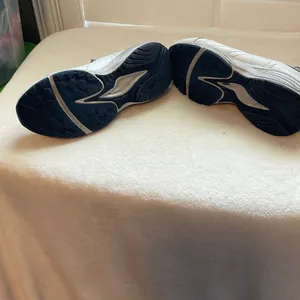 Easy Spirit White and Blue Women's Sneakers thumbnail 6