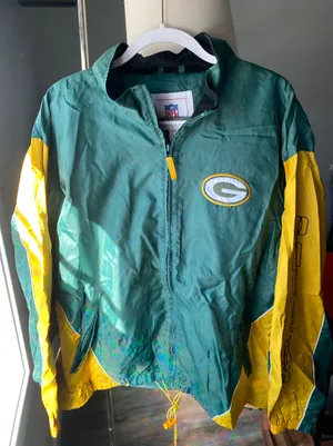 NFL Team Apparel Green Bay Packers Windbreaker thumbnail 1